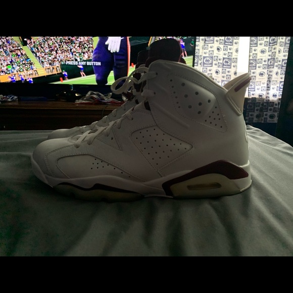 Jordan 6 maroon - Picture 1 of 4